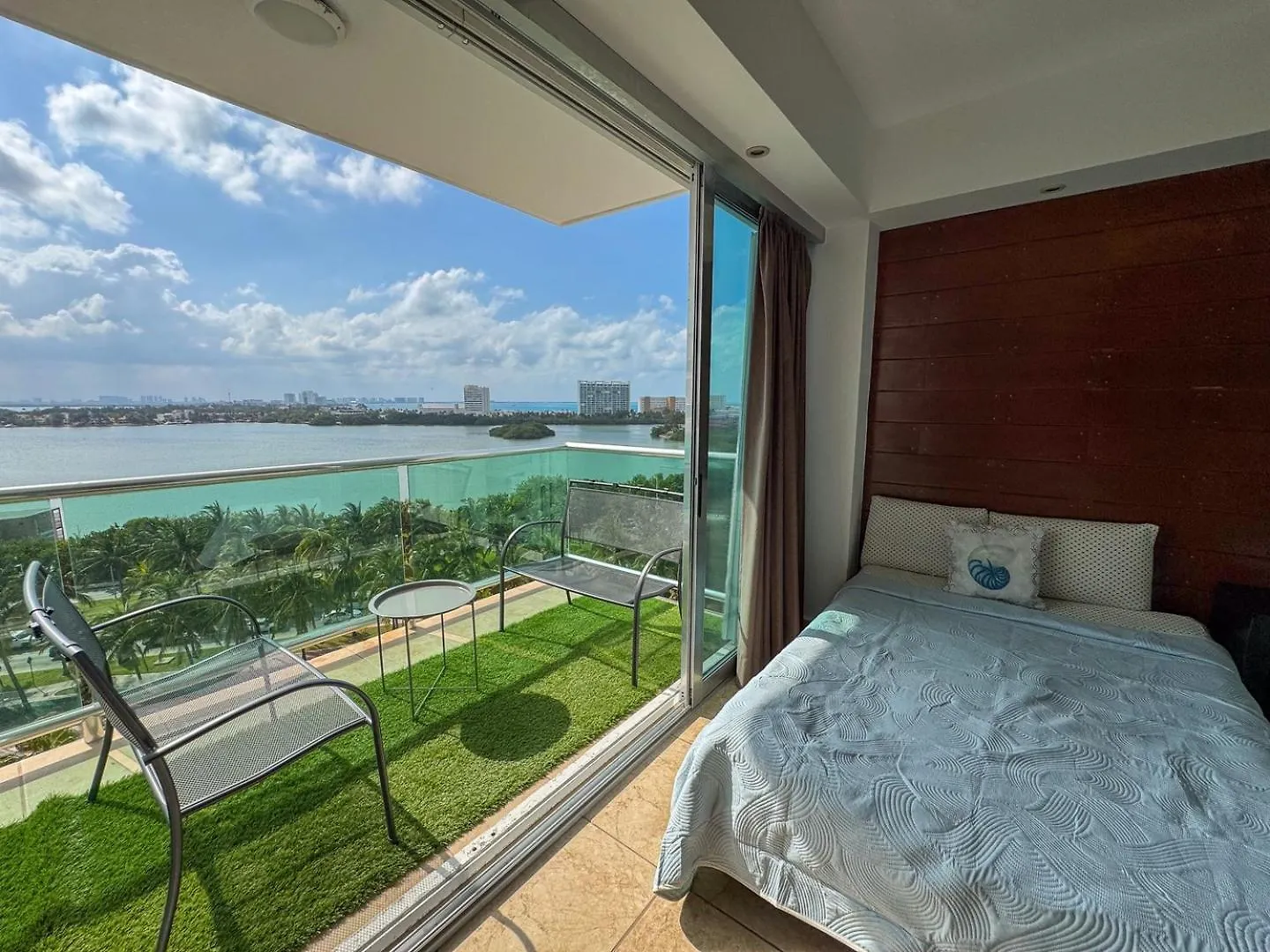 Apt With Balcony, Beach Access & Comfort, Pool Cancún Lägenhet
