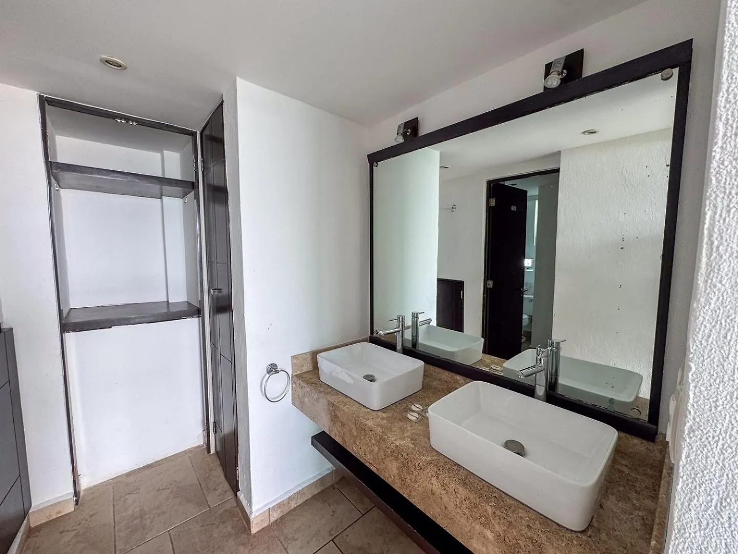 アパート Apt With Balcony, Beach Access & Comfort, Pool カンクン